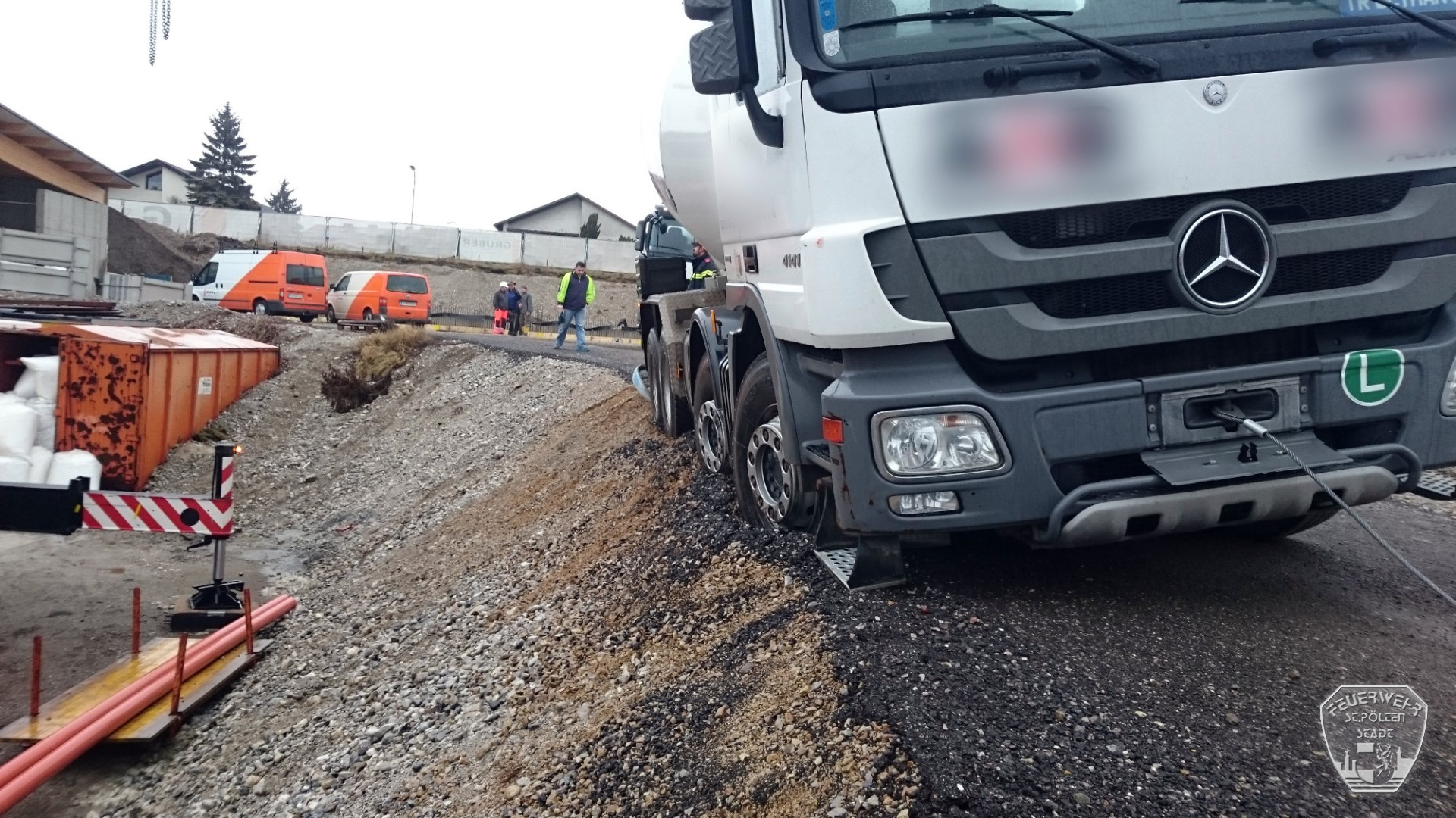 2016 02 01 LKW Bergung StGeorgen 2