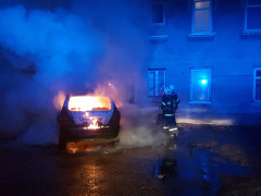 2017 01 05 Fahrzeugbrand Goldeggerstr 4