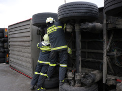 2017 03 10 LKW umgekippt  11 